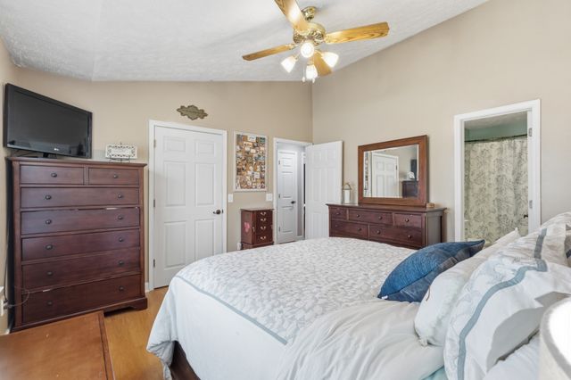 1013 Chelsea Dr, Goodlettsville, TN 37072