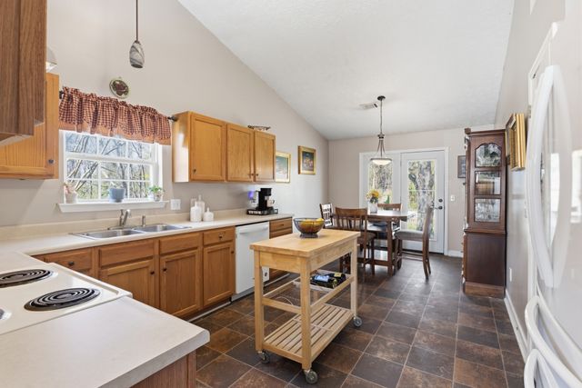 1013 Chelsea Dr, Goodlettsville, TN 37072