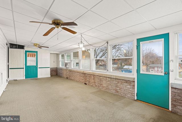 1833 SPRING ROAD, Carlisle, PA 17013