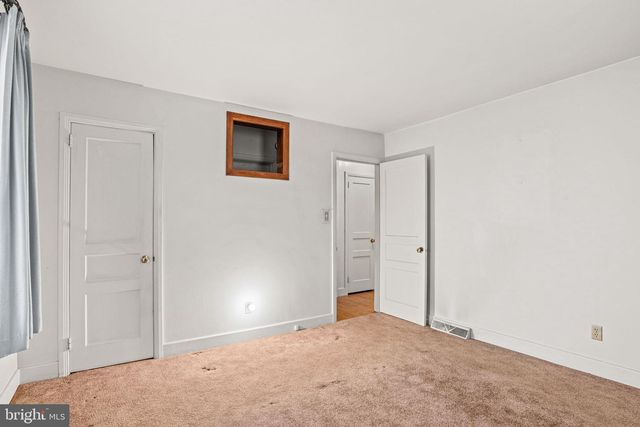 1833 SPRING ROAD, Carlisle, PA 17013