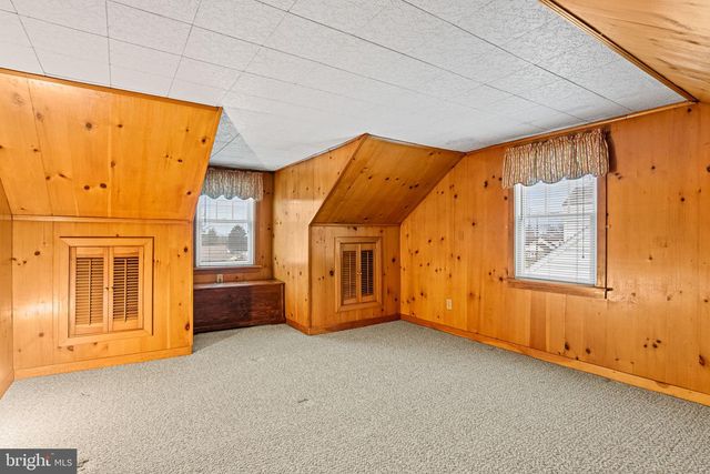 1833 SPRING ROAD, Carlisle, PA 17013