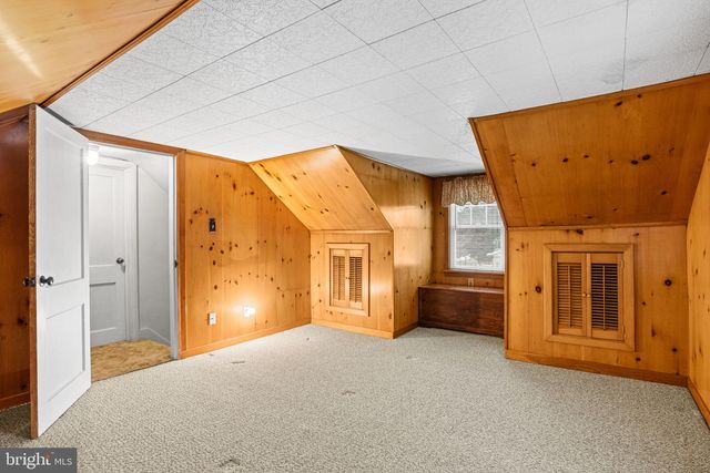 1833 SPRING ROAD, Carlisle, PA 17013