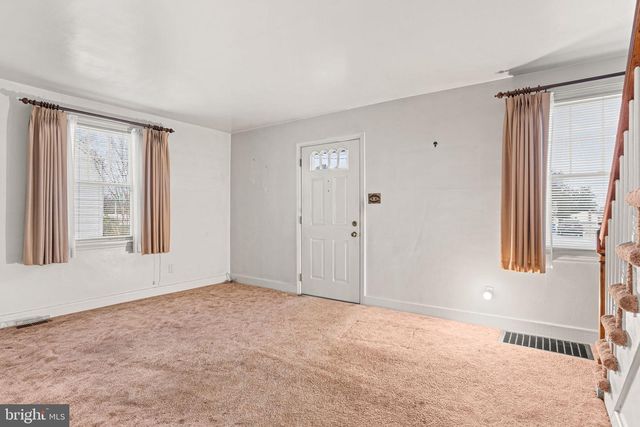 1833 SPRING ROAD, Carlisle, PA 17013