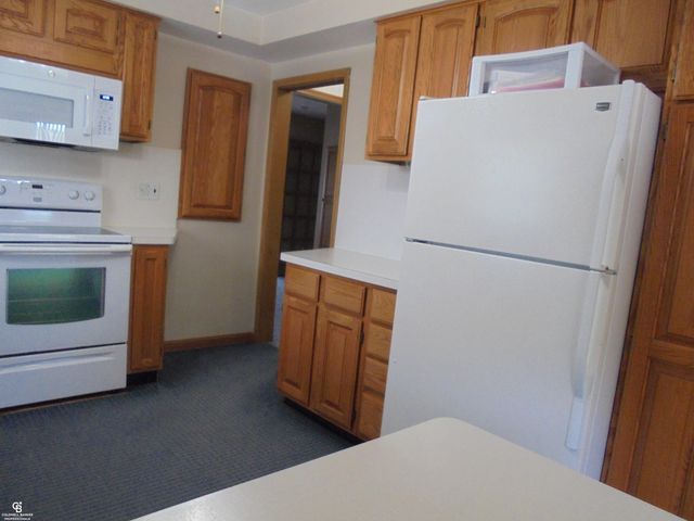 18138 22 Mile Road, Macomb Twp, MI 48044