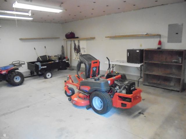 18138 22 Mile Road, Macomb Twp, MI 48044