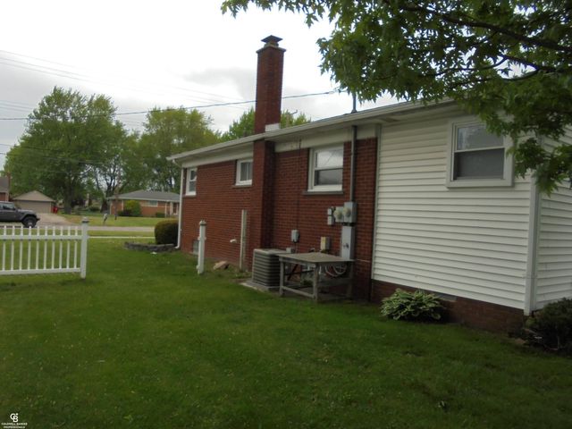 18138 22 Mile Road, Macomb Twp, MI 48044