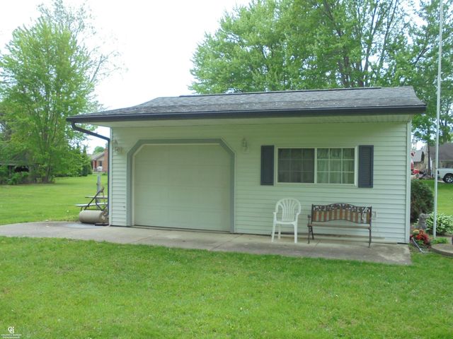 18138 22 Mile Road, Macomb Twp, MI 48044