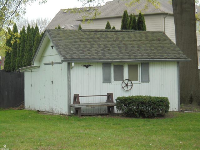 18138 22 Mile Road, Macomb Twp, MI 48044