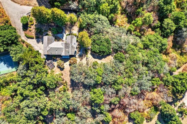 13204 Wright Way, Los Altos Hills, CA 94022