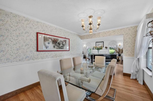 13204 Wright Way, Los Altos Hills, CA 94022