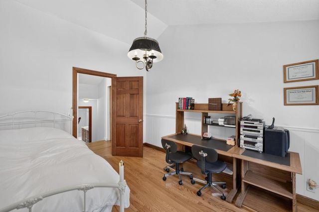13204 Wright Way, Los Altos Hills, CA 94022