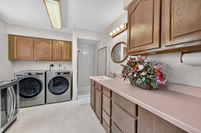 13204 Wright Way, Los Altos Hills, CA 94022