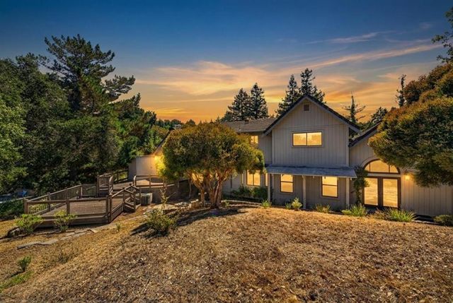 13204 Wright Way, Los Altos Hills, CA 94022
