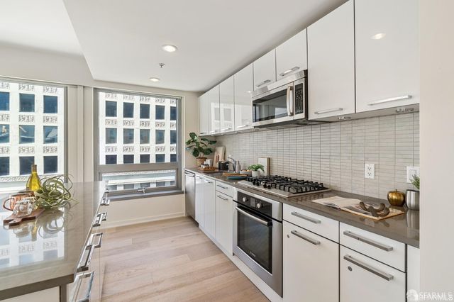 1 Hawthorne Street 4H, San Francisco, CA 94105