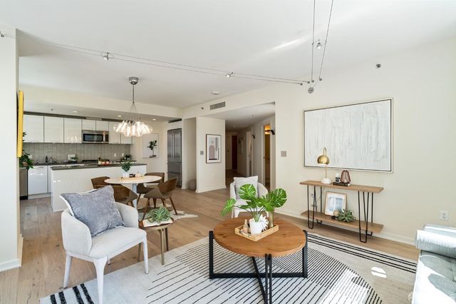 1 Hawthorne Street 4H, San Francisco, CA 94105