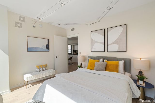 1 Hawthorne Street 4H, San Francisco, CA 94105