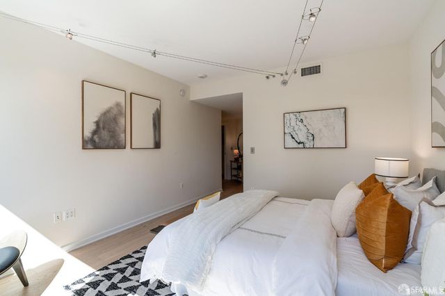 1 Hawthorne Street 4H, San Francisco, CA 94105