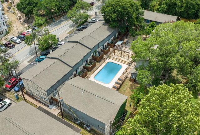 1302 Parker LN 105, Austin, TX 78741