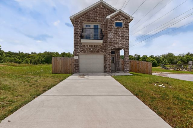 5017 Pickett Street, Greenville, TX 75401