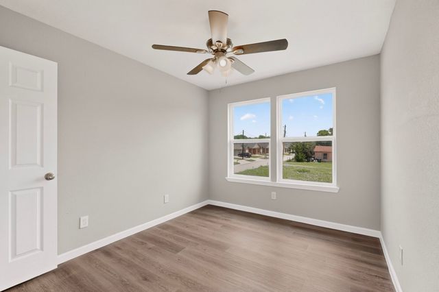 5017 Pickett Street, Greenville, TX 75401