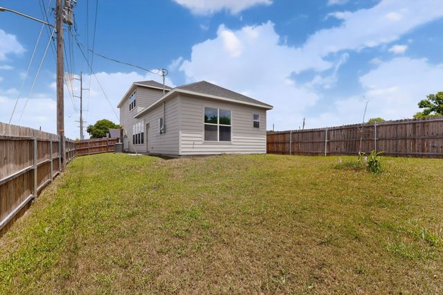 5017 Pickett Street, Greenville, TX 75401