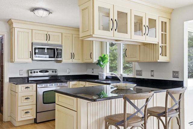 50 Jerusalem Rd, Cohasset, MA 02025