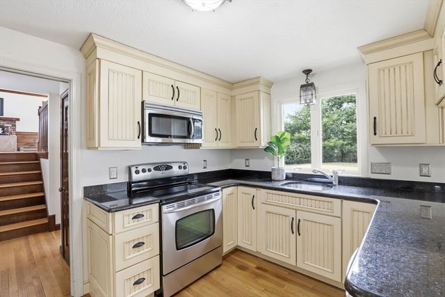 50 Jerusalem Rd, Cohasset, MA 02025