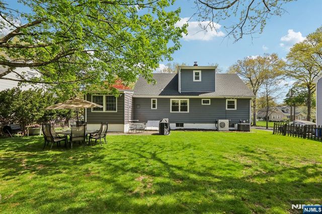 84 Belvidere Road, Glen Rock, NJ 07452