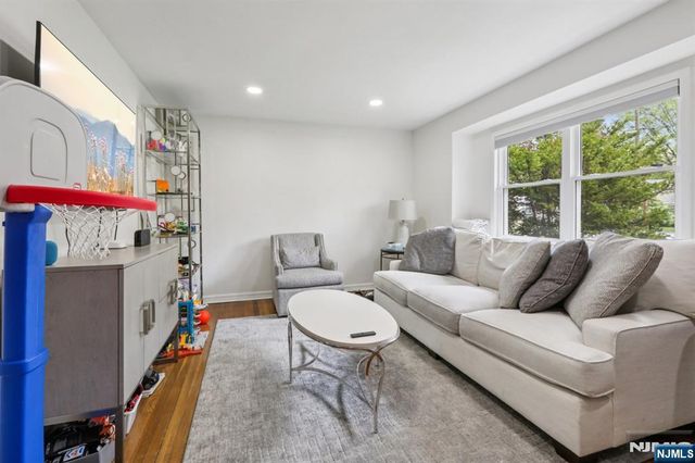 84 Belvidere Road, Glen Rock, NJ 07452
