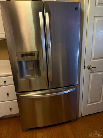 5473 Michelles Oak Court, Green Twp, OH 45248