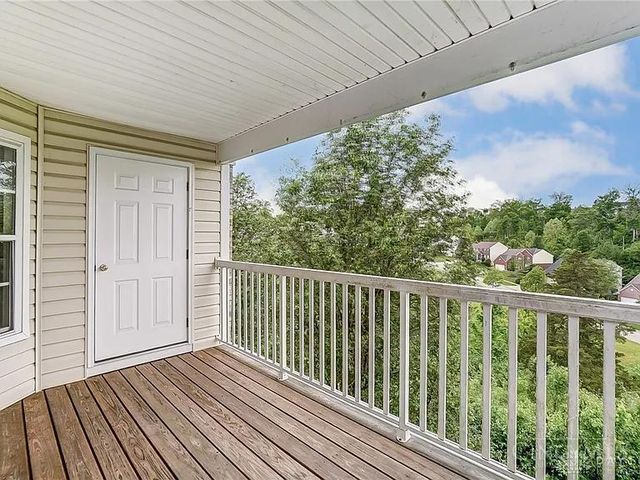 5473 Michelles Oak Court, Green Twp, OH 45248