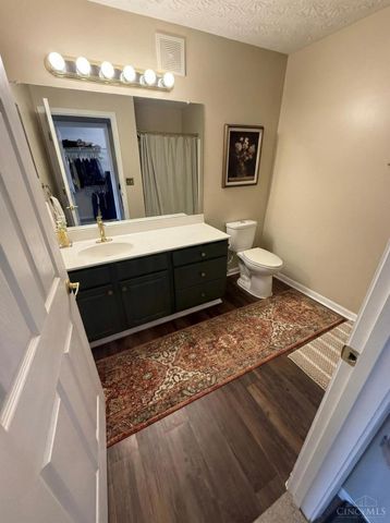 5473 Michelles Oak Court, Green Twp, OH 45248