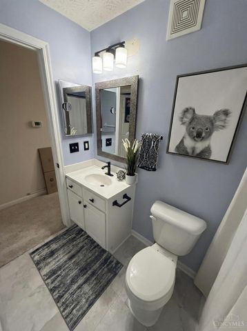 5473 Michelles Oak Court, Green Twp, OH 45248