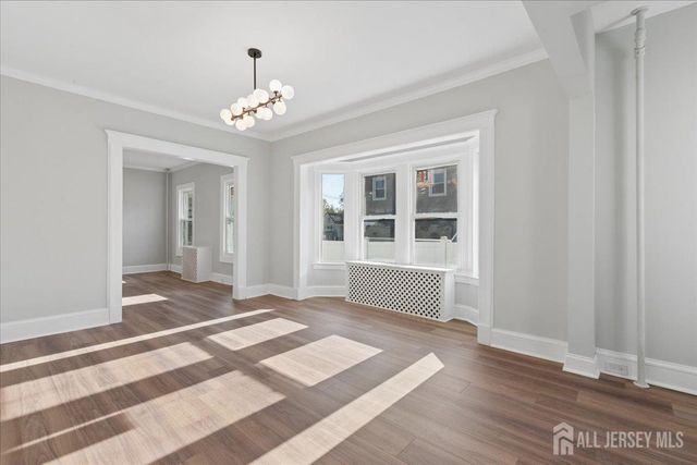 109 E 6 Avenue, Roselle, NJ 07203