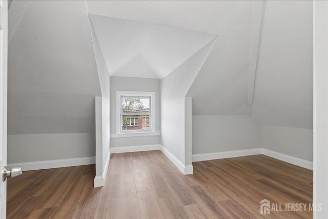 109 E 6 Avenue, Roselle, NJ 07203