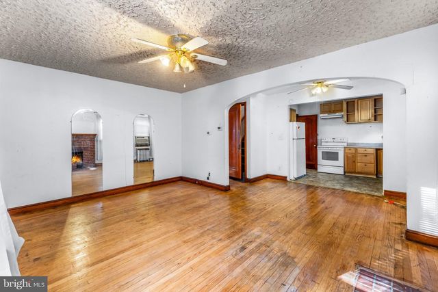 1201 CHAPLIN ST SE, Washington, DC 20019