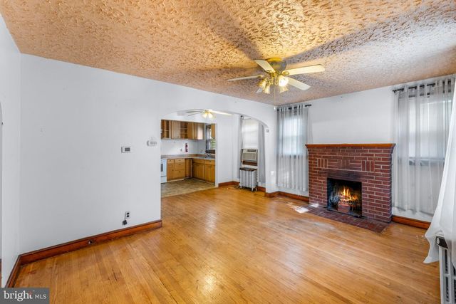 1201 CHAPLIN ST SE, Washington, DC 20019