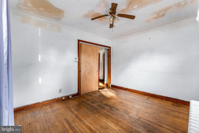 1201 CHAPLIN ST SE, Washington, DC 20019