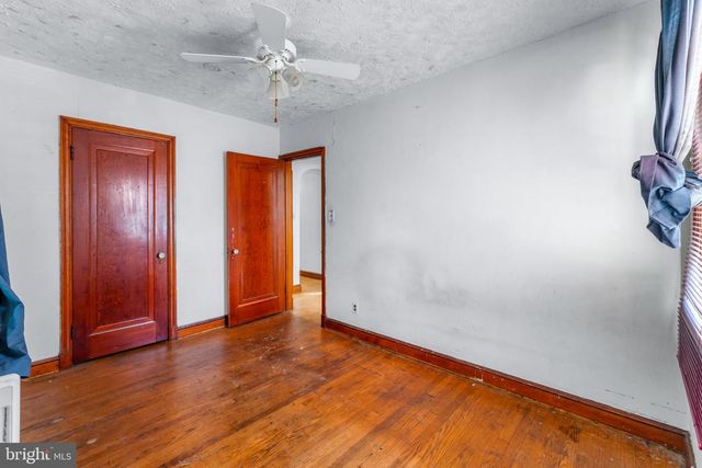 1201 CHAPLIN ST SE, Washington, DC 20019