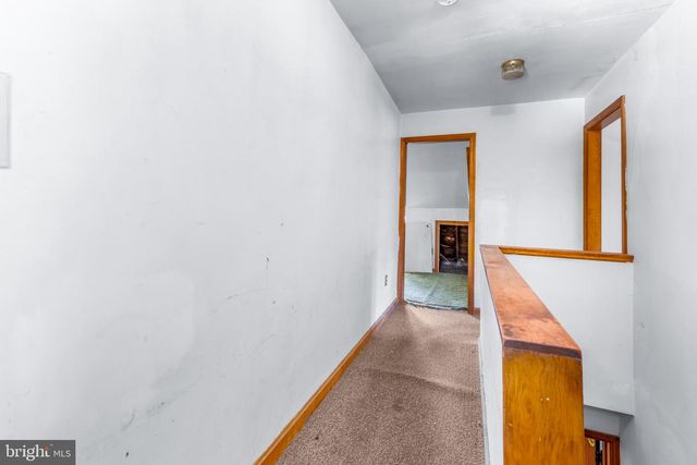 1201 CHAPLIN ST SE, Washington, DC 20019