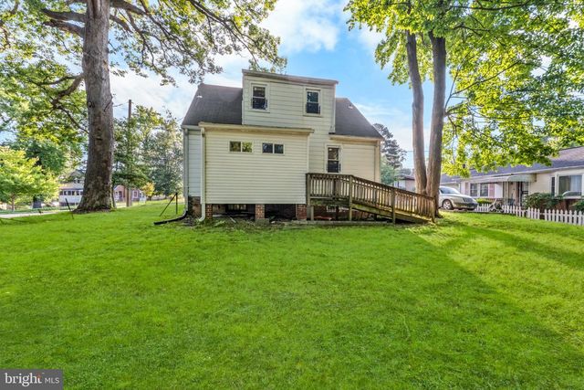1201 CHAPLIN ST SE, Washington, DC 20019