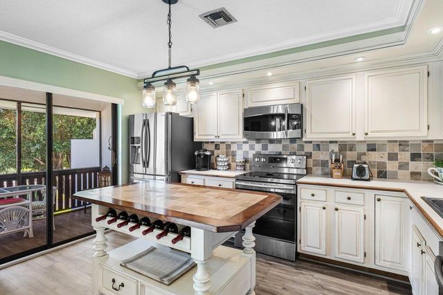 3744 Quail Ridge Drive N Green Heron S, Boynton Beach, FL 33436