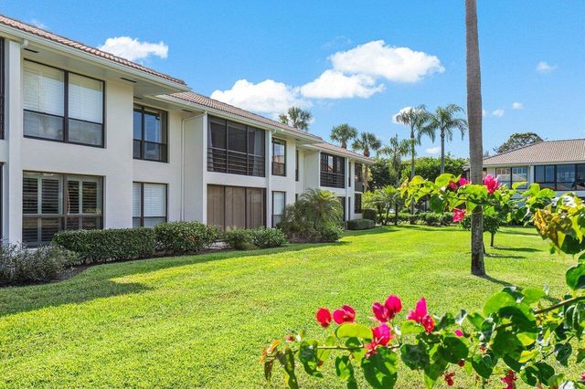 3744 Quail Ridge Drive N Green Heron S, Boynton Beach, FL 33436