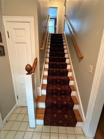 603 N Michigan Avenue, Howell, MI 48843