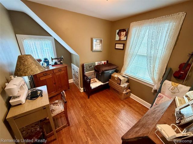 603 N Michigan Avenue, Howell, MI 48843