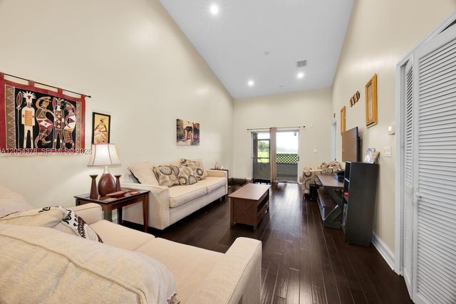 3326 NE 11th Drive, Homestead, FL 33033