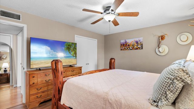 304 Sunflower, Marion, TX 78124