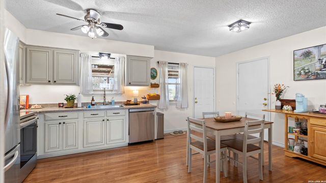 304 Sunflower, Marion, TX 78124