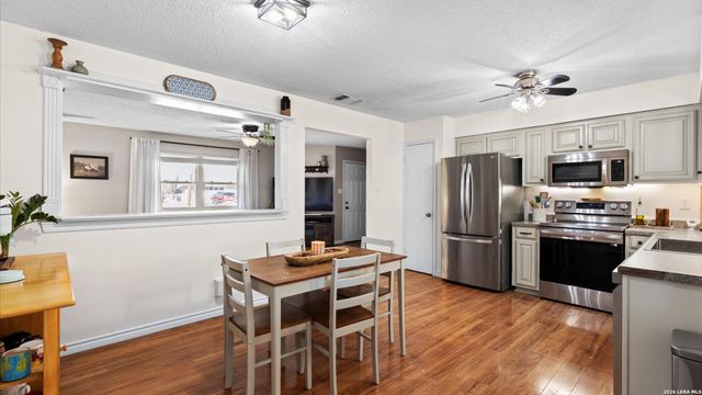 304 Sunflower, Marion, TX 78124