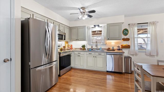 304 Sunflower, Marion, TX 78124